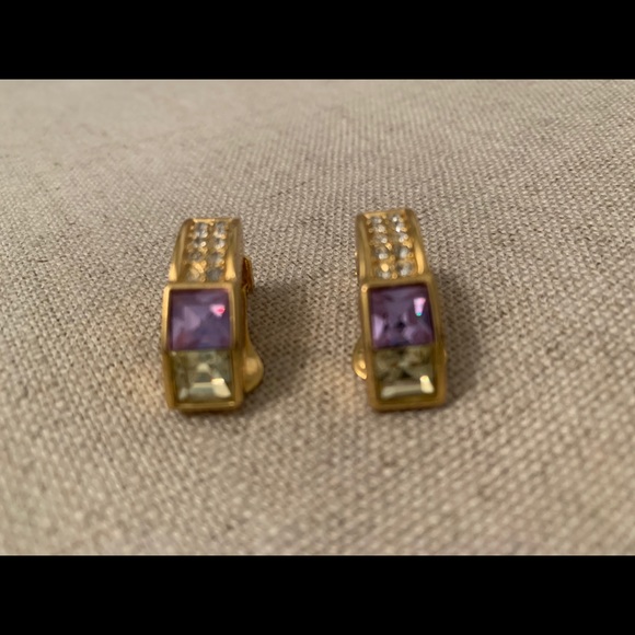 Christian Dior Crystal Clip On Earrings - Picture 4 of 11